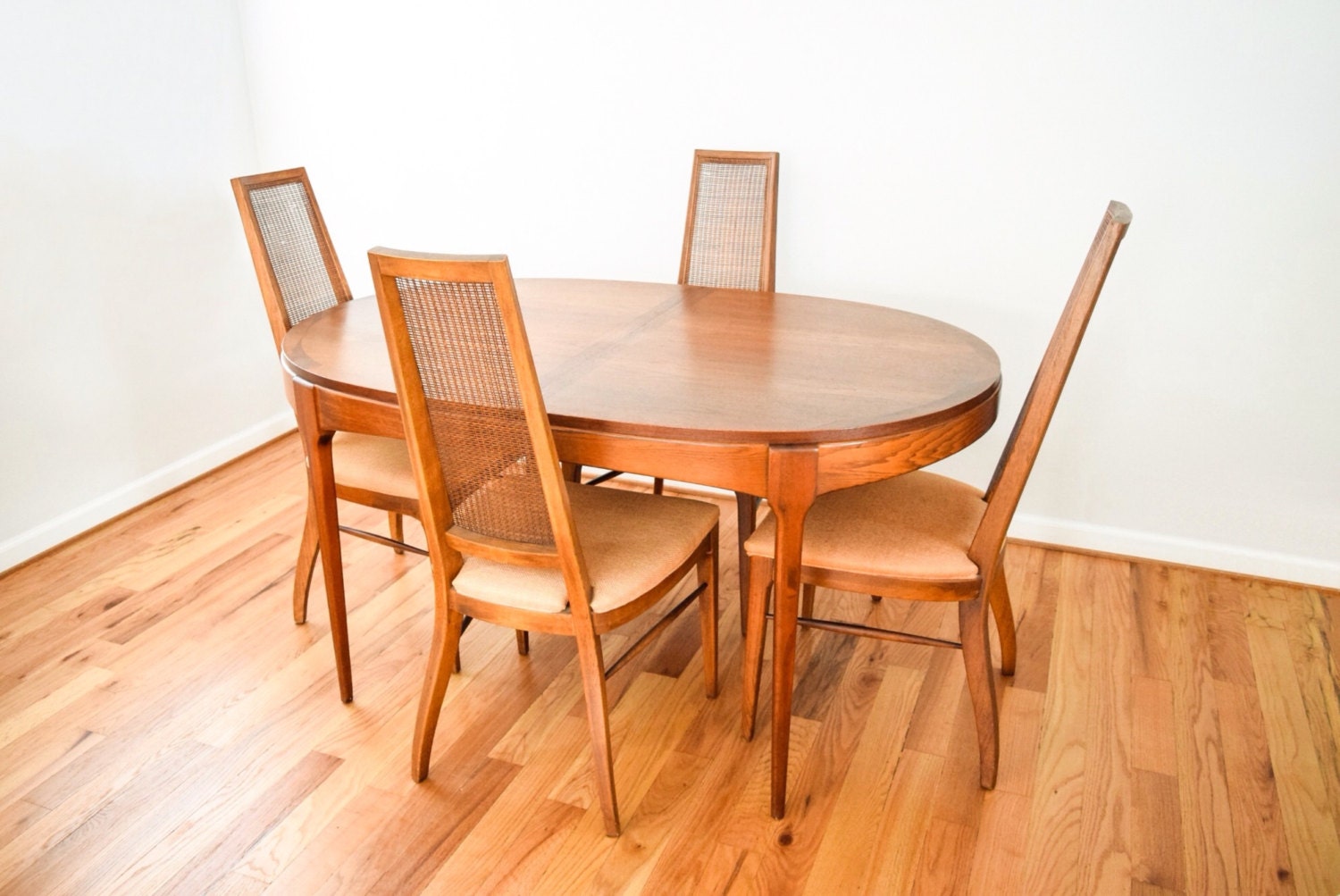 mid century dining table and chairs, modern dining set, beautiful mid