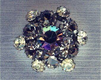 Vintage Aurora Borealis Rhinestone Brooch