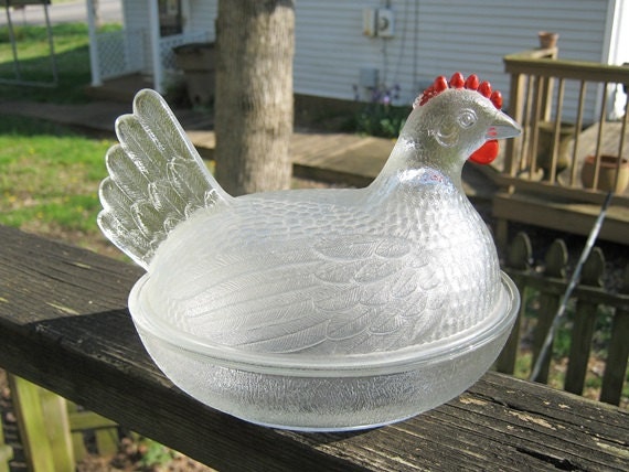 Hen On Nest Clear Glass With Red Trim Vintage Collectible