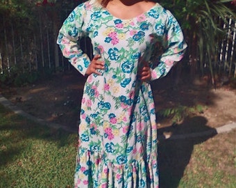 Maxi dress,hippie dress,1970s,70s,floral,pastel,dress,handmade,prairie dress