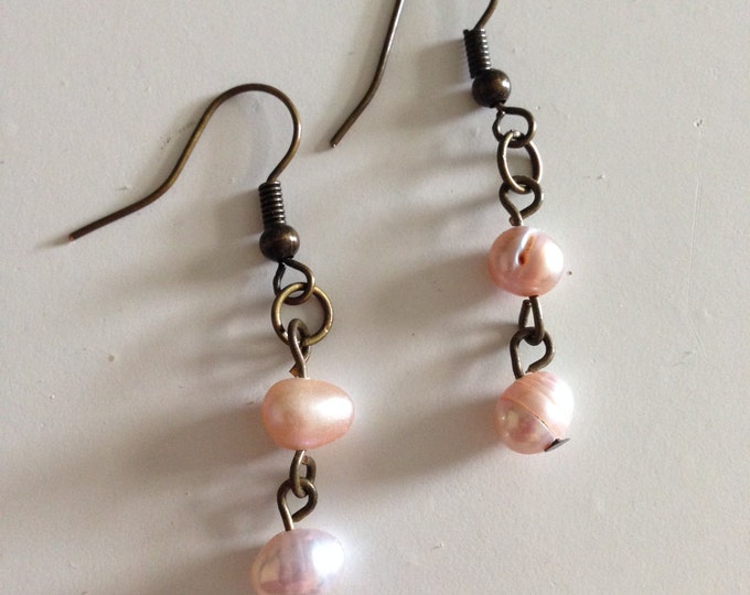 freshwater cultured pearl earrings