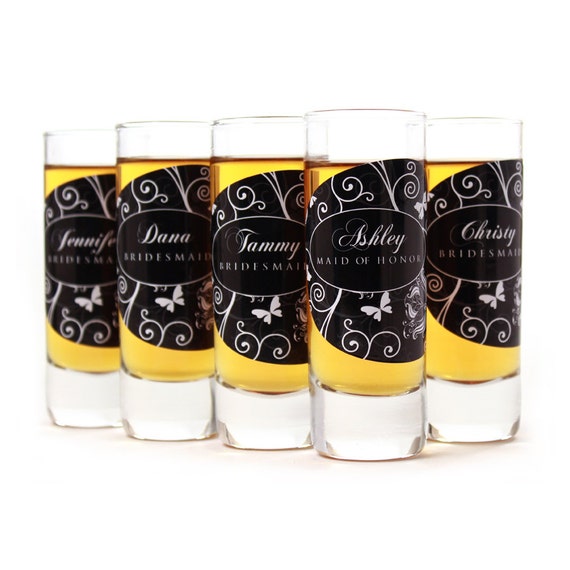 gift 5 Gift glasses or for   // Personalized your Bridesmaid  Glasses Bridesmaid bridesmaid Shot