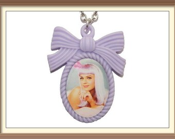 Katy Perry Inspired Cute Bow Cameo Necklace / Teenage Dream / Firework / Roar / Katy cats