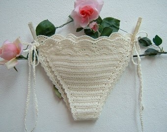 Ivory crochet cotton briefs-Costume crochet triangle-hippie chic Slip with lacing and beachwear boho