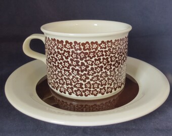 Arabia of Finland, Faenza Tea cup and saucer.