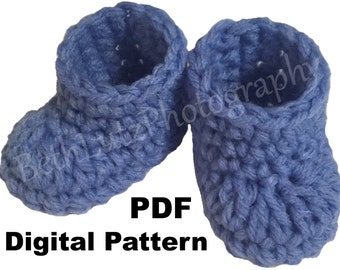 Mini Crochet Baby Booties Pattern, Doll Shoes Pattern, Pregnancy Reveal Booties Pattern, Pregnancy Announcement Shoes Pattern. PDF Download.