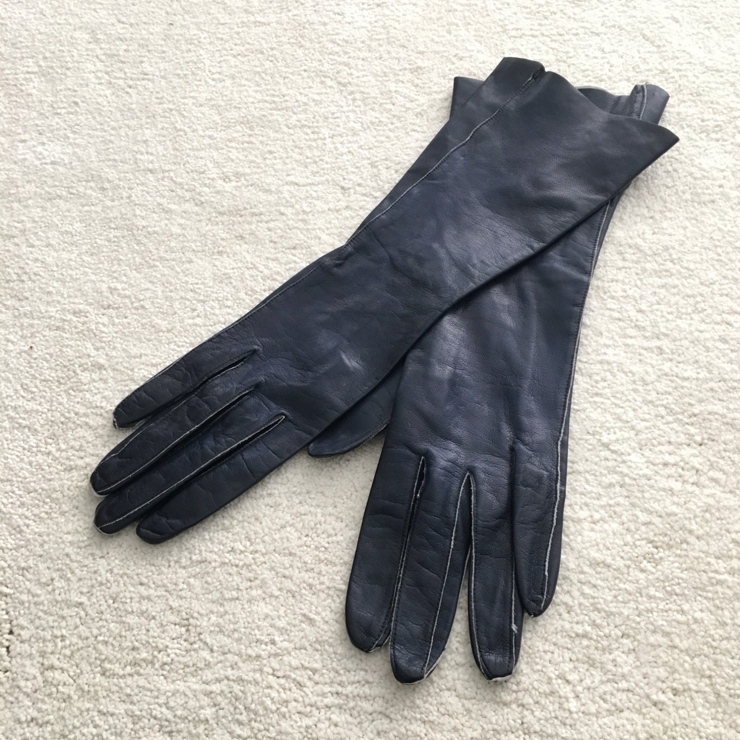 Vintage kid leather gloves SMALL 7 1960s gloves/60s long