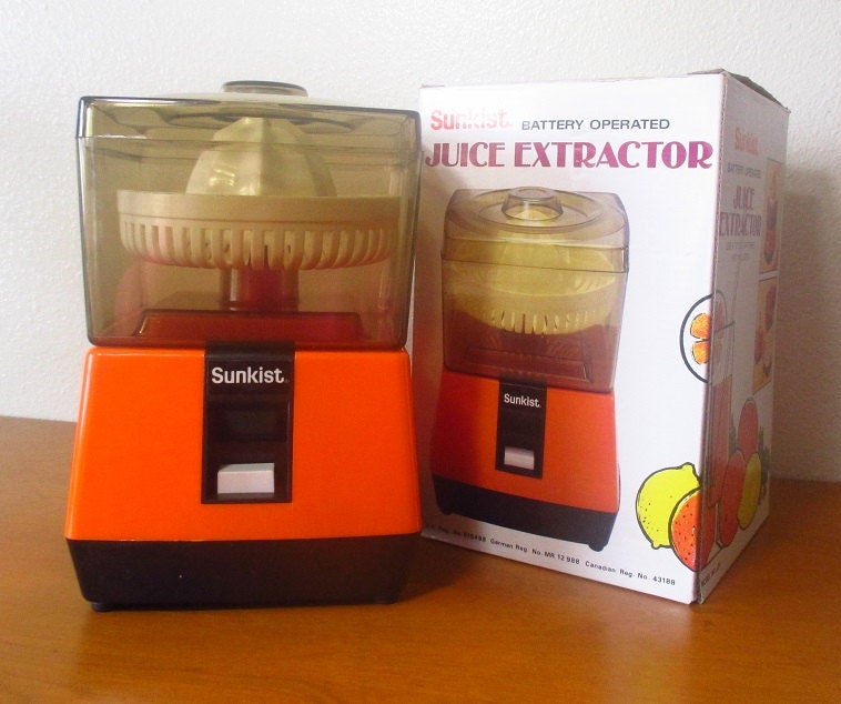 Battery operated Sunkist juice extractor vintage juicer
