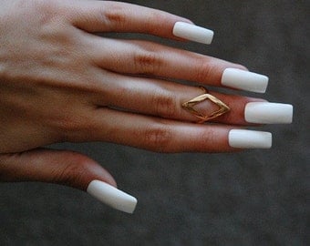 Carré blanc long clous (brillant ou mat) , lot de 20 , dope ongles
