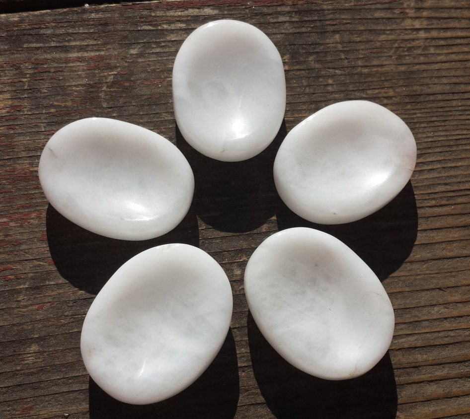 WHITE AGATE Worry Stone Natural Stone Hand Carved Gemstone