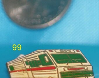 vintage motor home hat pin and pin back --99