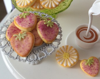 Set Of Four Playscale Strawberry Cookies for Blythe