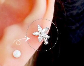 Flower hoop cartilage earring, hoop earrings, delicate flower tragus earring, endless hoop, dainty ring earring, CZ flower helix piercing