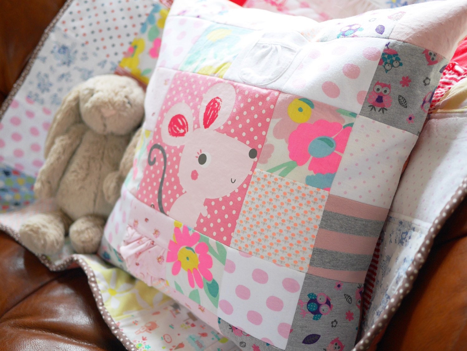Keepsake Memory Patchwork Cushion Cover 45x45 cm. Traditional.