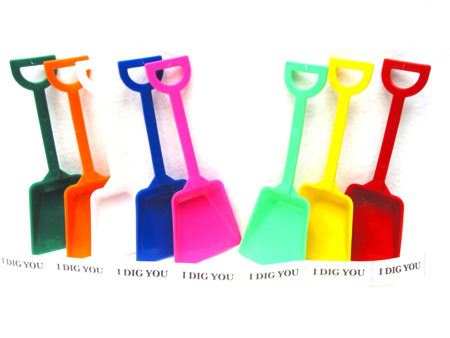 12 Mix of Colors Small Plastic Toy Shovels and 12 I Dig