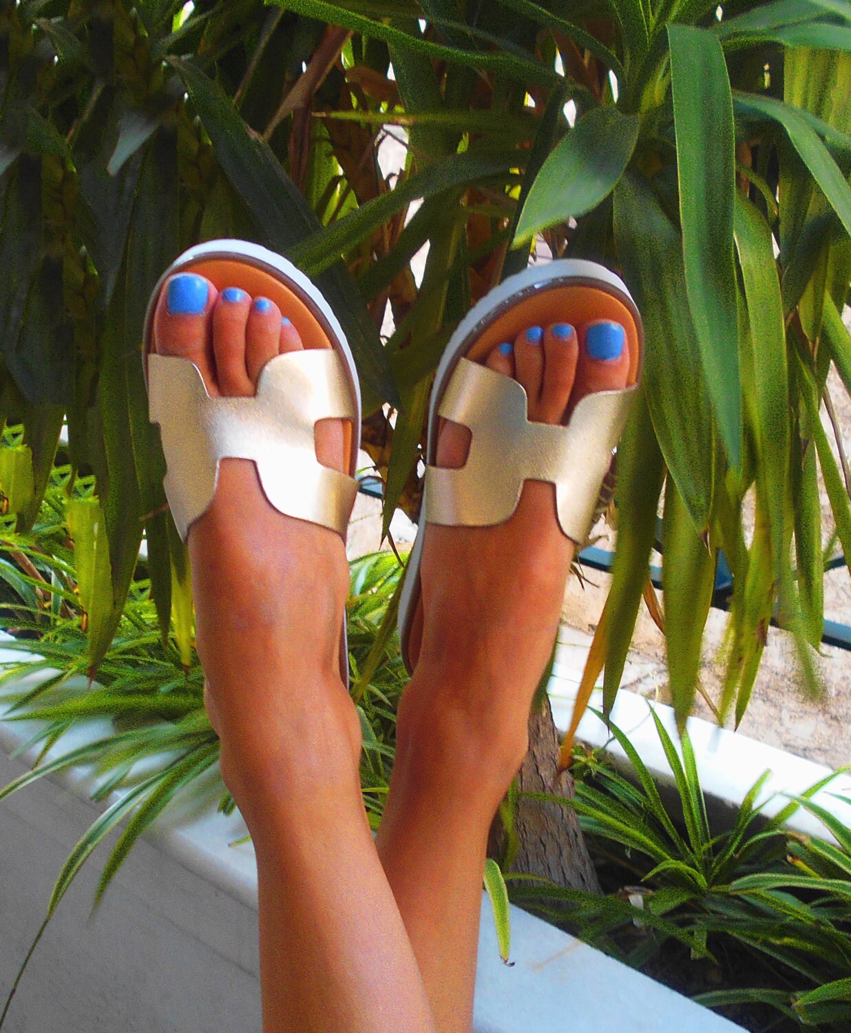 hermes sandals on feet