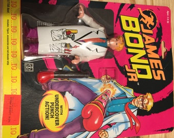 James Bond Jr. - I.Q. with Punch Action - 1991