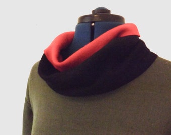 Original 90s cowl neck sweater / jumper - olive / red / black