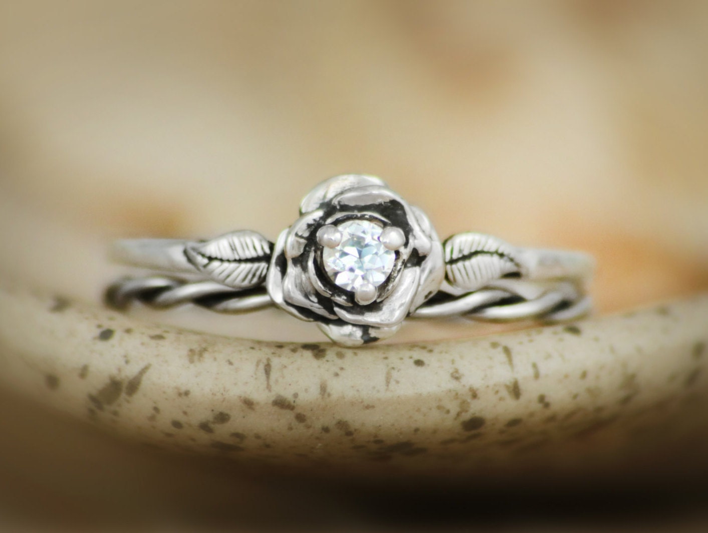 Elegant Silver Rose Engagement Bridal Ring Set with White