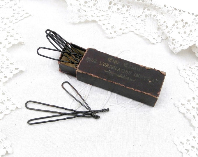 Antique French Hair Curling Clips / Pins with Original Box, Bob Pins, Hair Dressing, Styling, Women, Prop, Retro Vintage Beauty, Hair Care