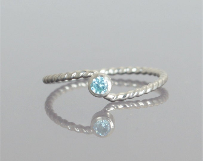 Wave Ring, Silver Wave Ring, Aquamarine Mothers Ring, March Birthstone, Silver Twist Ring, Unique Mother's Ring, Aquamarine Ring, March
