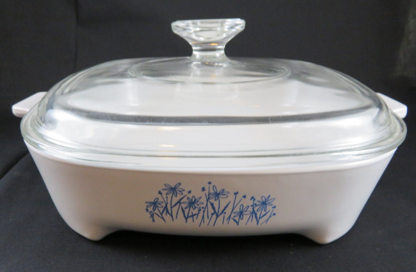 White casserole dish with blue flowers