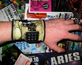 Biotic cyber cuff