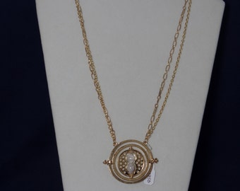 Hermione's A Turner of Time Necklace (Gold)
