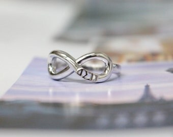Delta Sigma Pi Fratenity Sterling Silver Infinity Ring //ΔΣΠ Fraternity // Co Ed Fraternity// DSP Jewelry// DSP Ring// Deltasig// Gifts