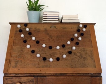 Black & White Felt Ball Garland