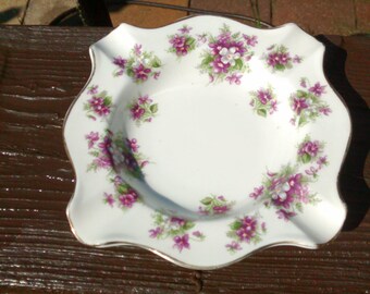Royal Albert SWEET VIOLETS Ashtray Bone China England