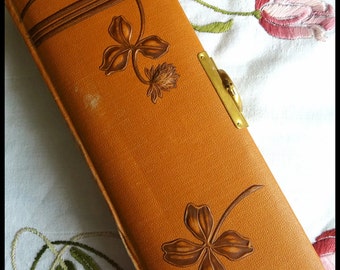 Vintage Art Nouveau photo album with 36 original photos