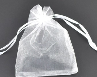 25 Organza bags, white organza bags 9cm x 7cm, party favor bags, jewelry bags, mesh bags, wedding favor bags, 7738
