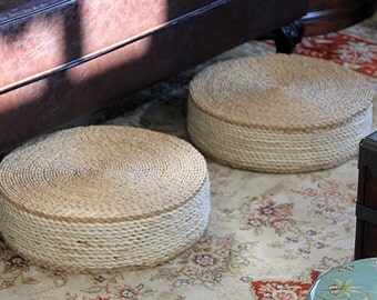 Round rustic floor cushions/floor pouf/Straw pouf/Pouf