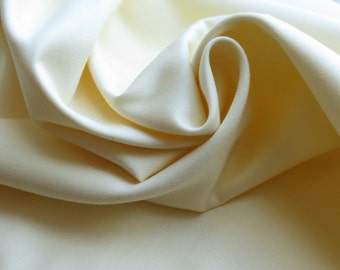 Robert Kaufman Ivory Ultra Sateen | # SATEENIVRY | By the yard