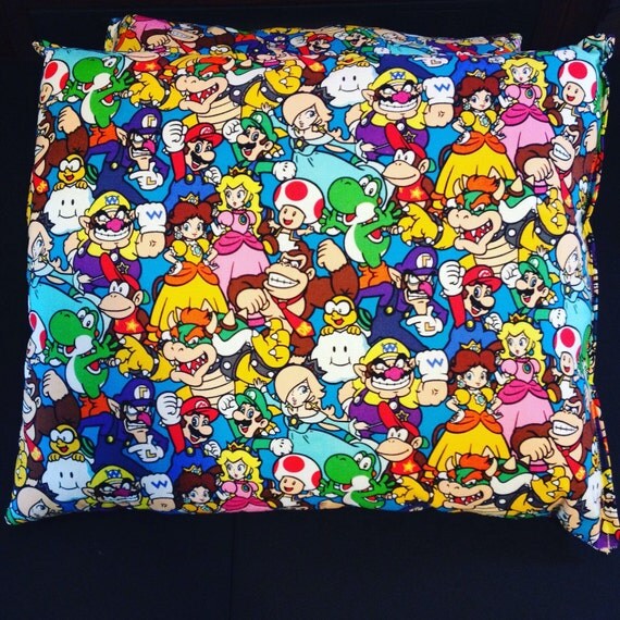 Super Mario Pillow by NaurinasCreations on Etsy