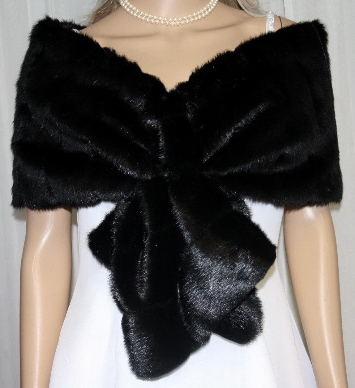 Black Minky Faux Fur Wrap Shawl Brand New