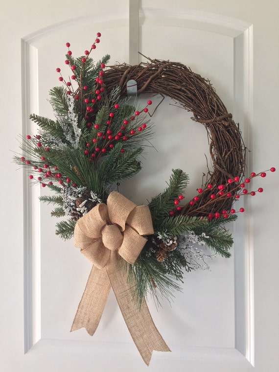 Red Berry Grapevine Christmas Wreaths | Christmas Wikii