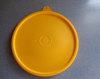 Tupperware Seal C for Cereal Bowls in Maize (Yellow) NEW Vintage Never Used