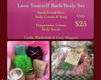Items similar to Christmas Gift Basket on Etsy