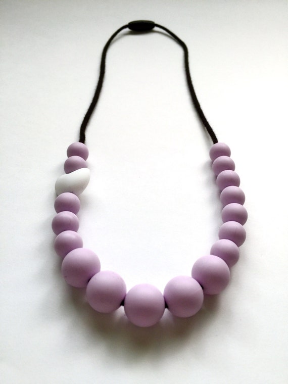 chew fidget necklace