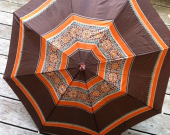 vintage umbrella very cool old umbrella bought in the UK great pattern