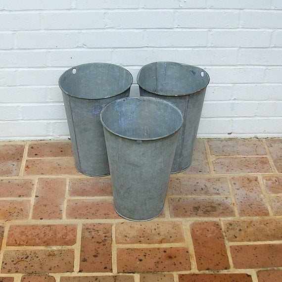 Antique Vintage Galvanized Sap Bucket Vintage Sap by timepassages