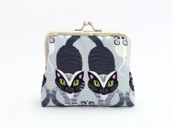 Cat coin purse by Belovedly on Etsy