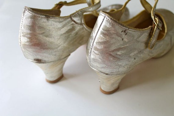 vintage dance shoes CHAMPAGNE metallic T-strap high heel
