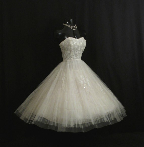 Vintage 1950's 50s STRAPLESS Bombshell White Tulle Silver