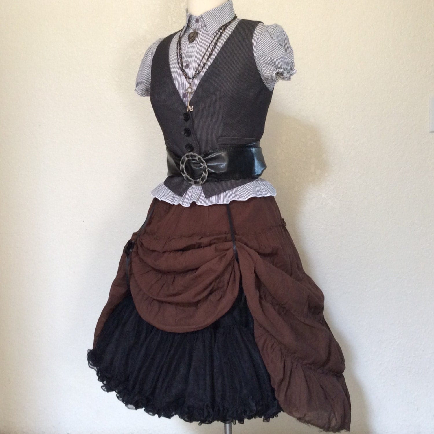 Women's Steampunk Pirate Halloween Costume With
