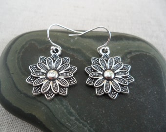 Silver Flower Earrings - Simple Everyday Silver Earrings - Boho Bohemian Dangle Drop Earrings