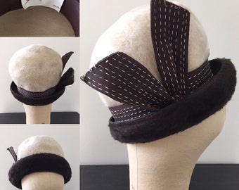 Vintage 1950s 1960s Schiaparelli Paris Felt Hat