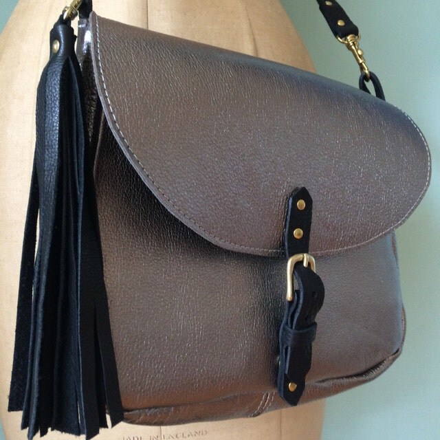 Simple handmade leather bags and accessories by GingerandBrown